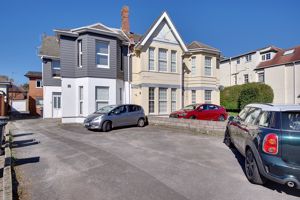 Front External- click for photo gallery